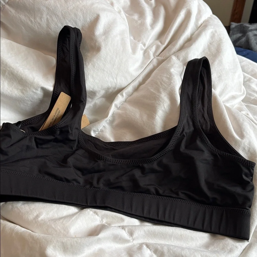 Skims black onyx recycled tank bikini top NWT size XL